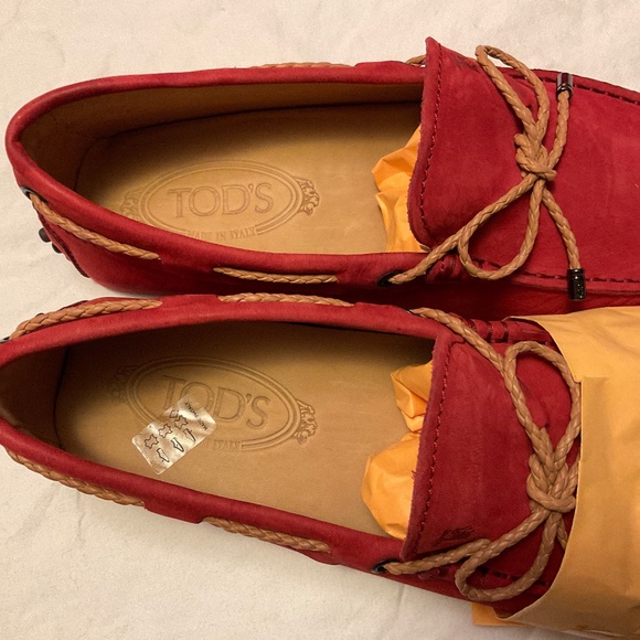 Tod’s Gommino Driving Shoes Men 5 1/2 (women’s 8 )